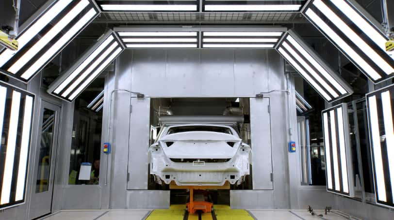 2015 Chrysler 200 State of the Art Manufacturing facility paint shop drying booth